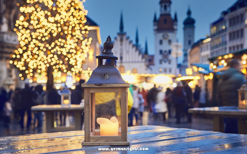 Christmas market on the Marienplatz square in Munich