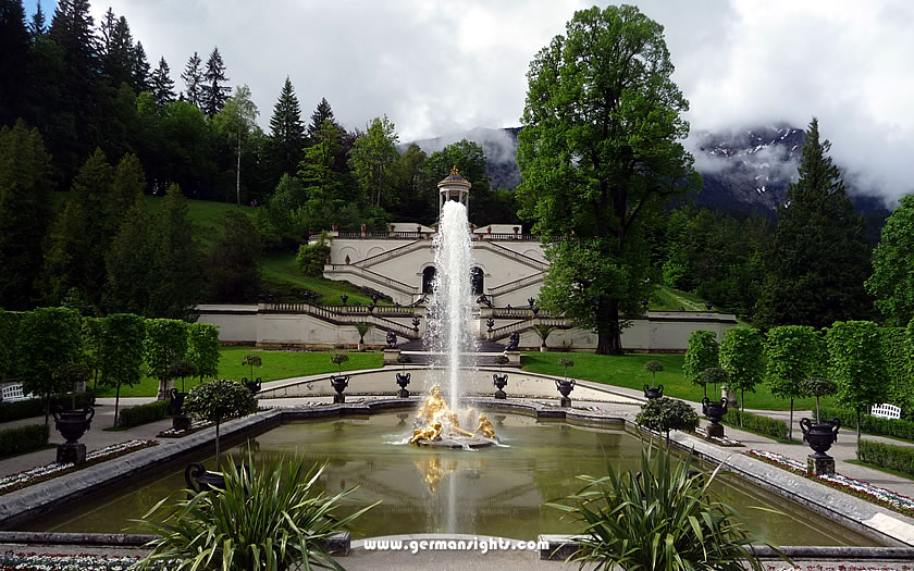 The gardens at Linderhof castle