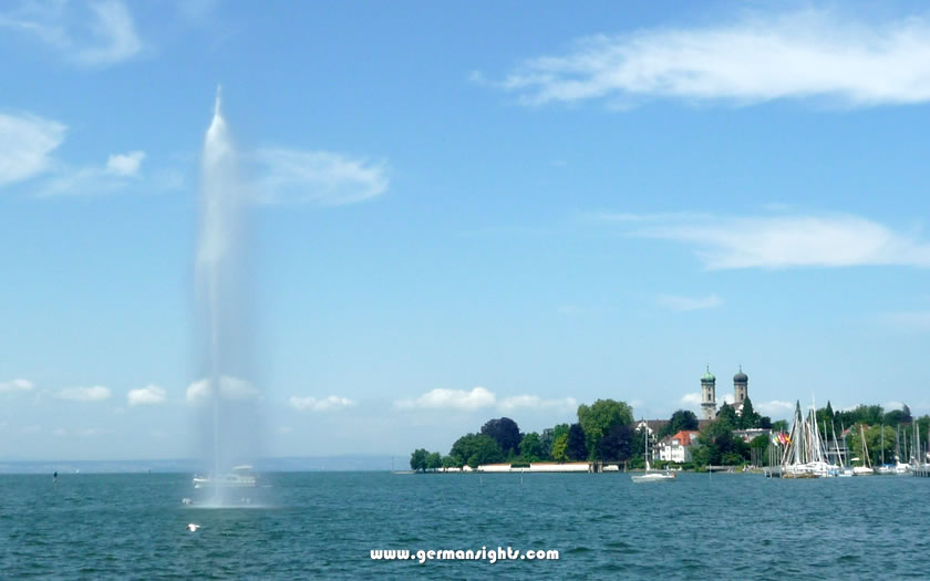 The fountain in Lake Constance near Friedrichshafen