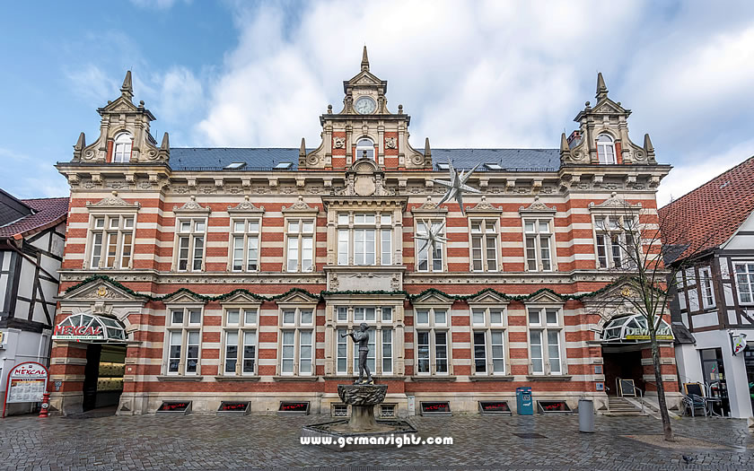The statue of the Pied Piper in Hamelin