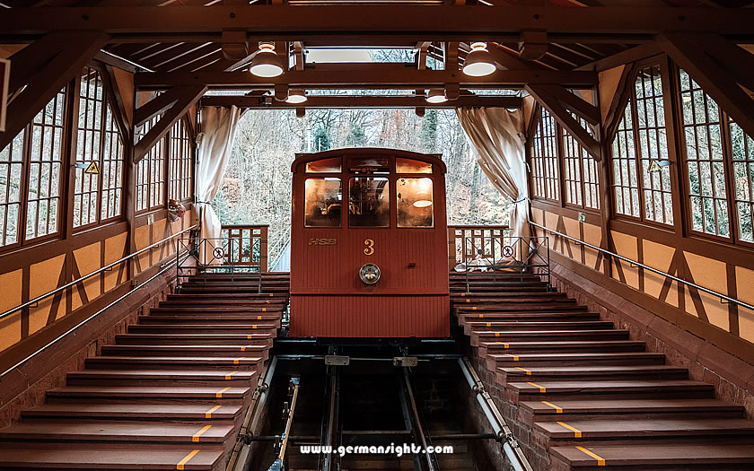 The funicular railway up to Heidelberg castle